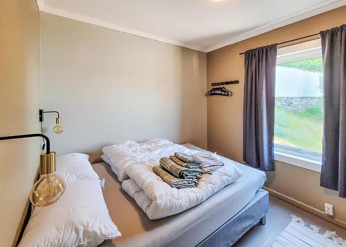 In With House Sea View 度假居 菲恰尔