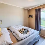 In With House Sea View Holiday home Fitjar